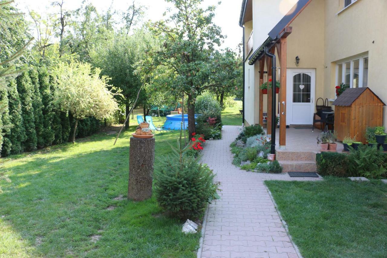 Privat Cerenica Daire Belusa Dış mekan fotoğraf