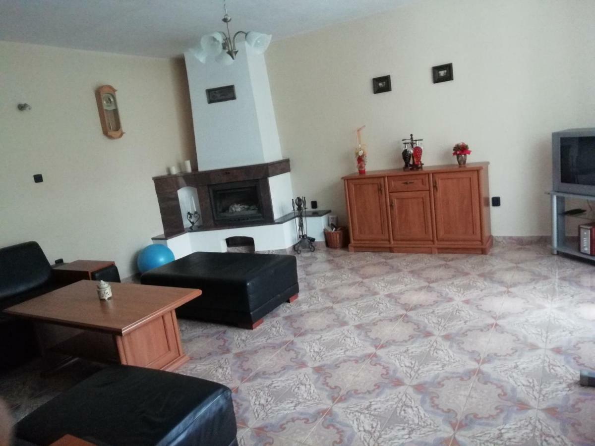Privat Cerenica Daire Belusa Dış mekan fotoğraf